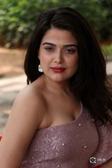 Ayesha Singh at Yedu Chepala Katha Movie Prees Meet